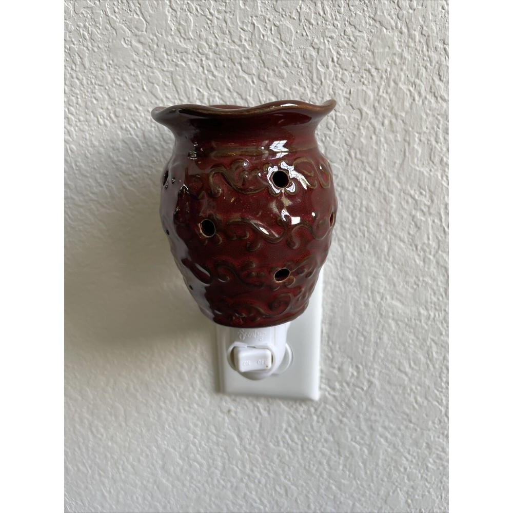 Scentsy Wall Plug In Wax Melt Warmer Roma Red Brown Tested Working